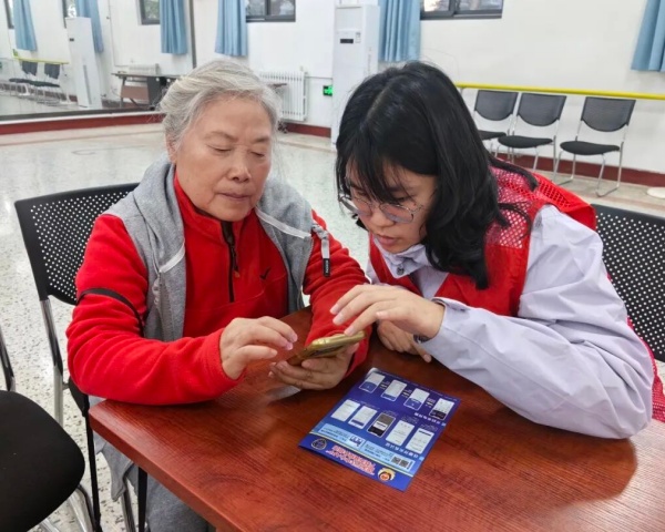 小 左一_副本.jpg