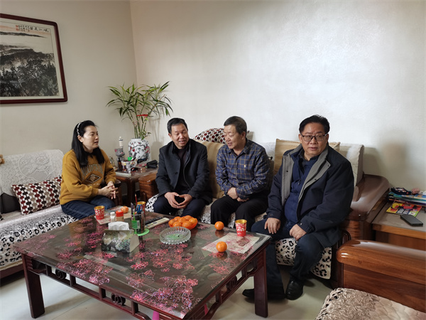 20260202慰问  郑世清.jpg