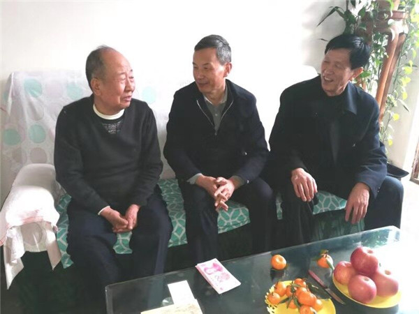 赵慰问.jpg