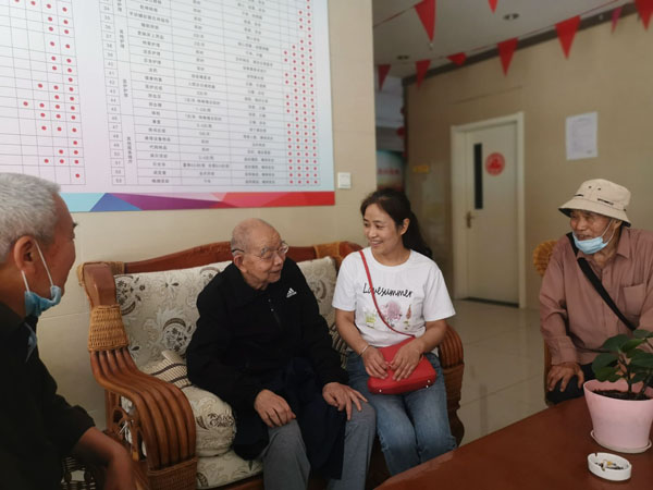 慰问张近勇老师2.jpg