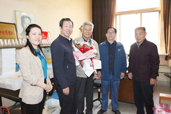 d908b8c5d5aa4c29ad46fcd64b69af80.jpg 王辉.jpg