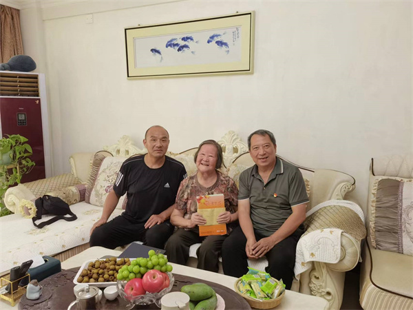 刘庚军3.jpg